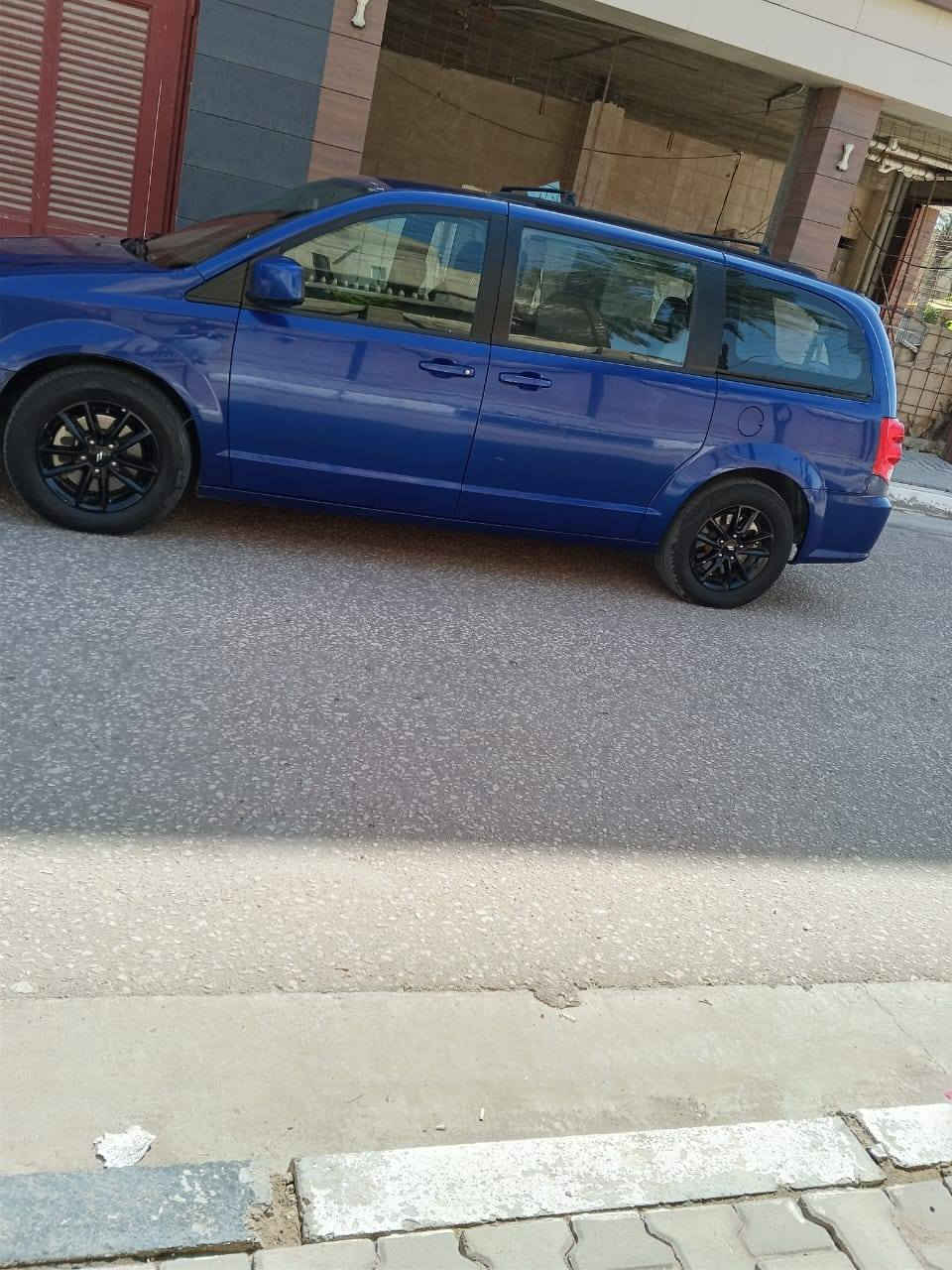 السلام عليكم سياره للبيع دودج اعلى فئه موديل 2019 حادثه بسيط جملغ امامي فقط كفاله من الضربه والتبديل والصبغ فول مواصفات واحد على واحد شاشه قلاب تحكم ستيرن ثلاث قطع تبريد سبعه راكب كشنات كهرباء كشنات جلد  تخم تاير حداديه تبريد ثلج بسمي تحويل مباشر السعر// 160// بيها مجال مكاني 
 كربلاء رقم/***********/ الهاتف
