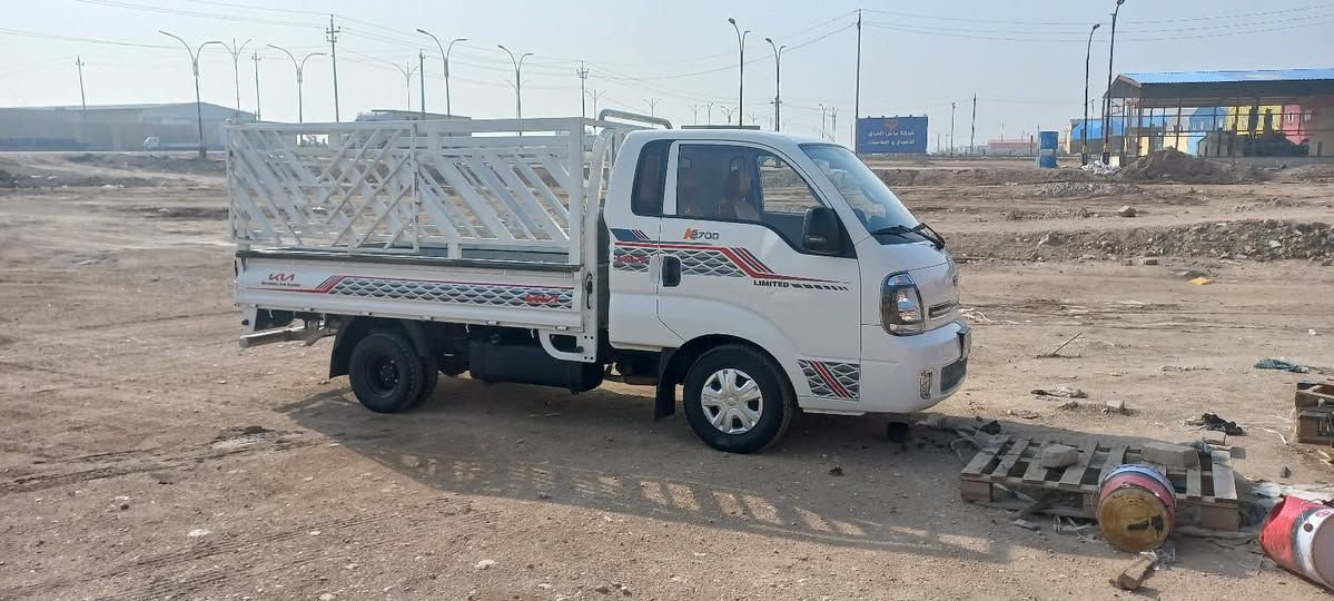 كيا بنكو 2022 بأسمي سعر 145  كفاله عامه رقم ذي قار دولي ماشيه 45 الف  الناصريه المركز  ***********
