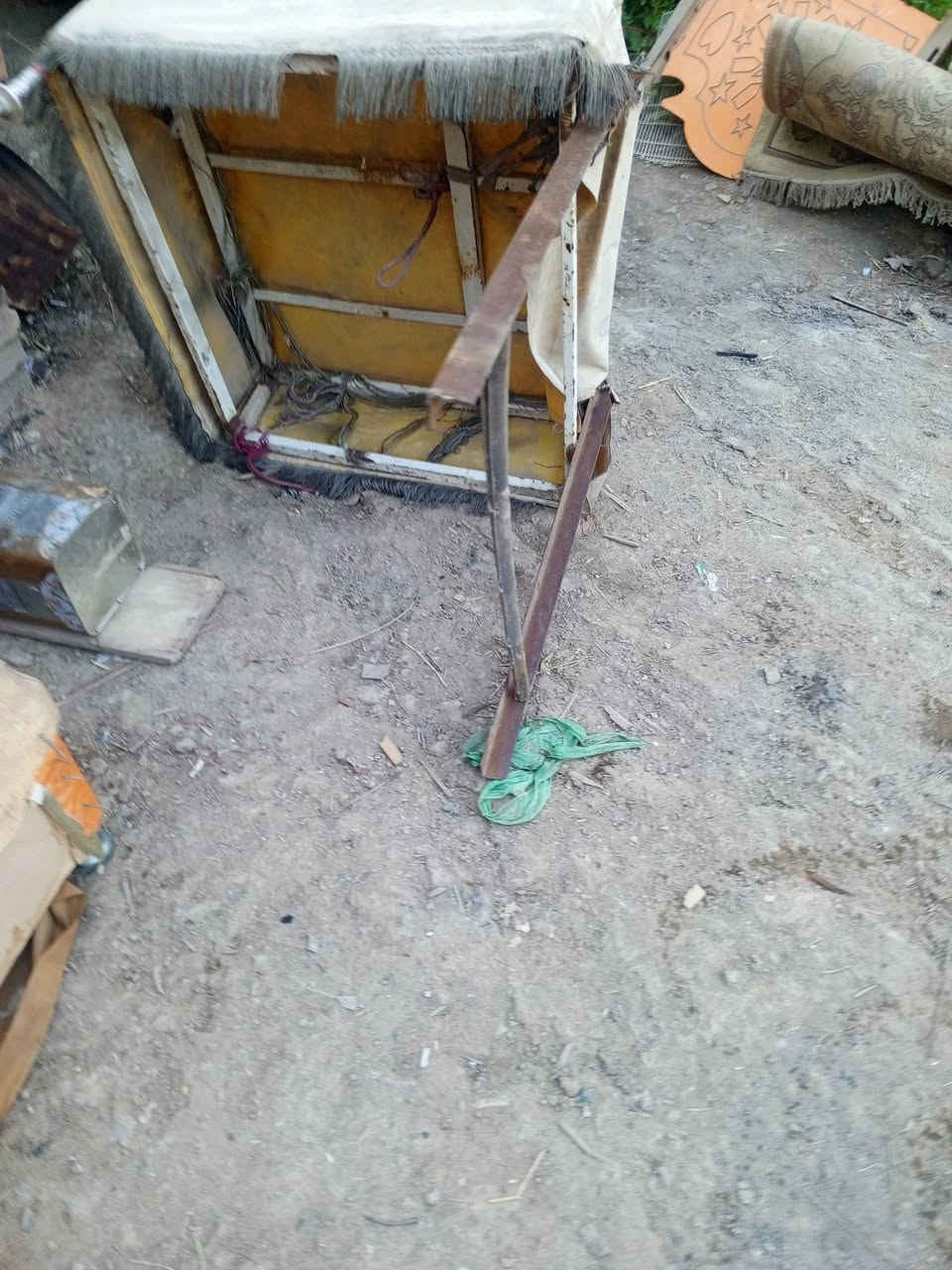 اسقيفه ستوته لبيع اويل جديد هوة وتايرة للبيع *********** ممتواجد خاص مكاني بعقوبه
