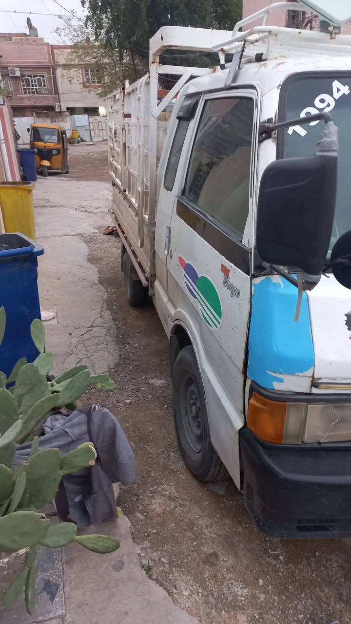 مكينه وكيل اكسن خير موديل 94 من الله بسمي سنويه ورقم نكليزي ثاني يوم تحويل السعر 46 بيها مجال  مجال حك الجيه الرقم *********** بغداد الشعب
