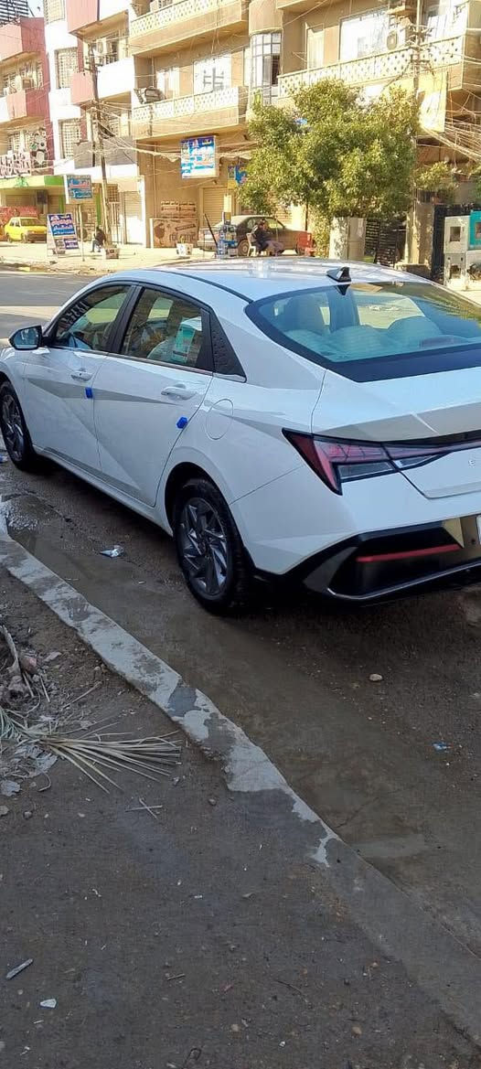 النترا هايبرد موديل 25 كوري شركه اصلي فول  تسديد مباشر  من الماستر
السياره ماشيه 12 الف  رقم بغداد اب اسمي   البيع ترهم نقد او قصد 
اني مكلف بل تشر ما اجاوب عله اي تعليق  السياره بيه ضمان ع الشركه خمس سنوات
العنوان بغداد الامين الثانيه 
***********
