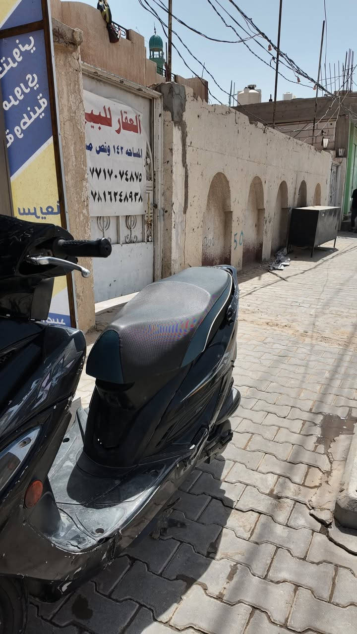 كامكو J4
الدراجة مكفولة  محرك بلادي ما مفتوح 

بابتري وسلف  زنون لايت وزوج تايرات جدد مانقصها برغي  

السعر 500 بيها مجال كلش قليل مكاني نجف حي المهندسين


**إذا كنت صاحب هذا الإعلان وتريد حذفه لأي سبب، رجاءا أرسل رسالة إلى الدعم الفني**