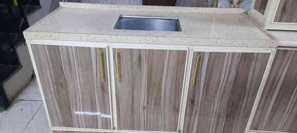 كاونتر تزكام ٣قطع اخو الجديد
المنيوم السطح مرمر والسنك كوارتز
قياس الكاونتر ٣ امتار والسنك متر ونص
مكاني بغداد منطقة الرشاد
الشراي يتواصل خاص ***********
