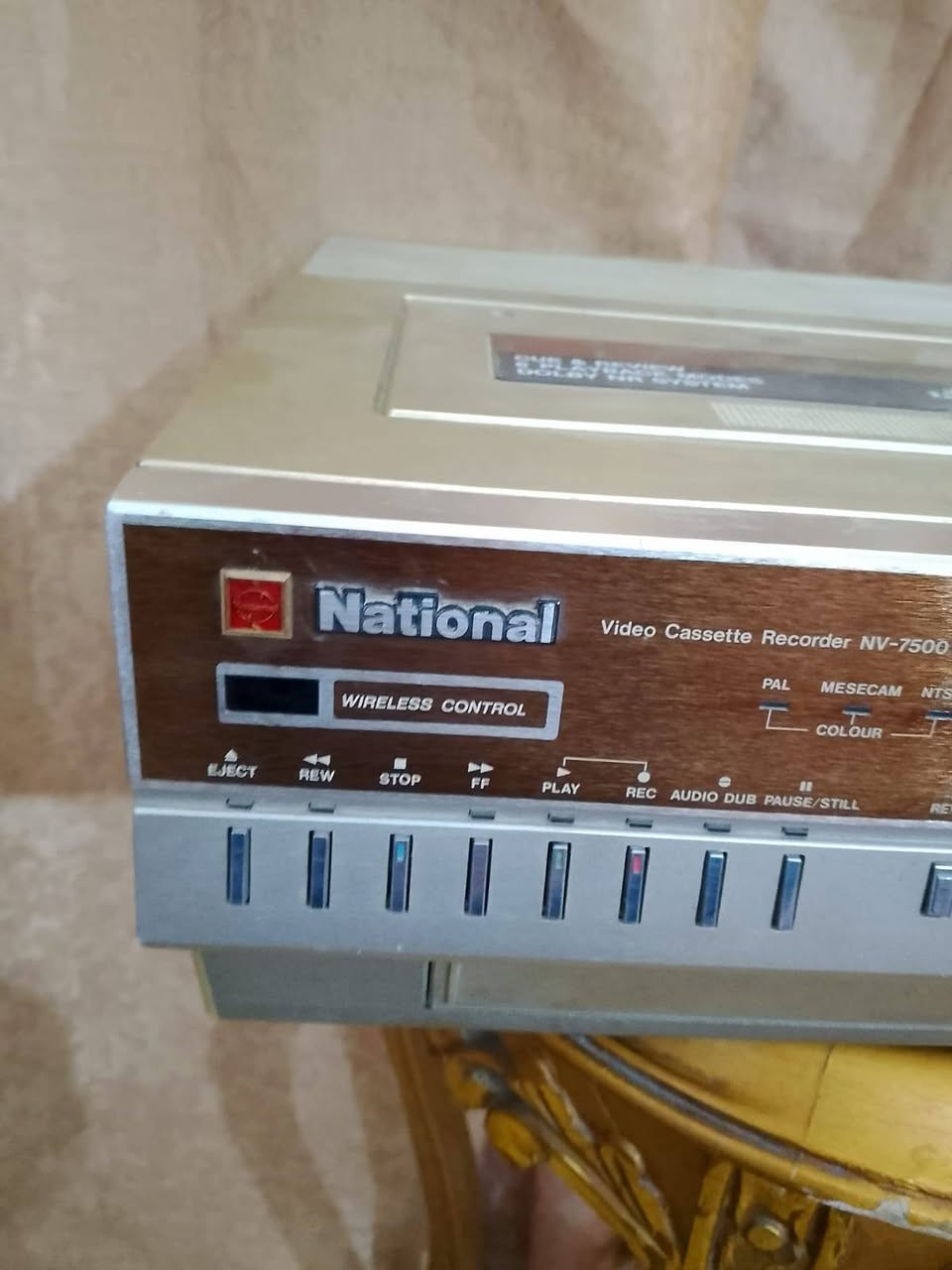 فديو نشنل
لا يوجد توصيل 
نظافه ٨٠ /100
السعر ١٠٠ الف عنواني بغداد حي اور رقمي وتساب ***********
