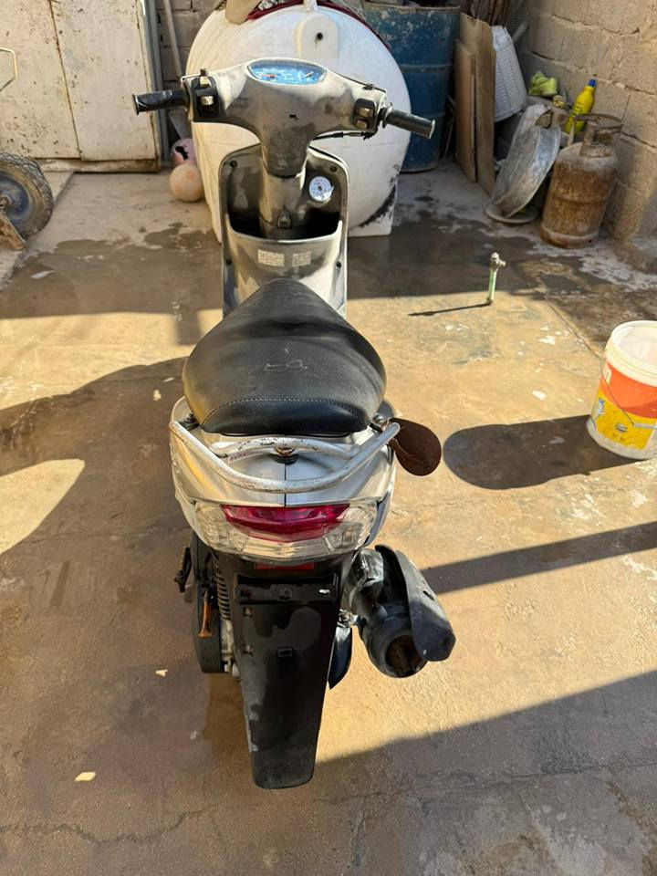 ماكس قجمه نضيفه فول كلشي بلادي مامفتوحه 
توني منزلها من رمبه شهر تقريبا 
كلشي شغال تجي تجيب فيتر تفحص بعينك بكيفك بعد موجود واتس واتصال  ***********
مكاني البصره الزبير 
سعر 900 الزبير, البصرة
