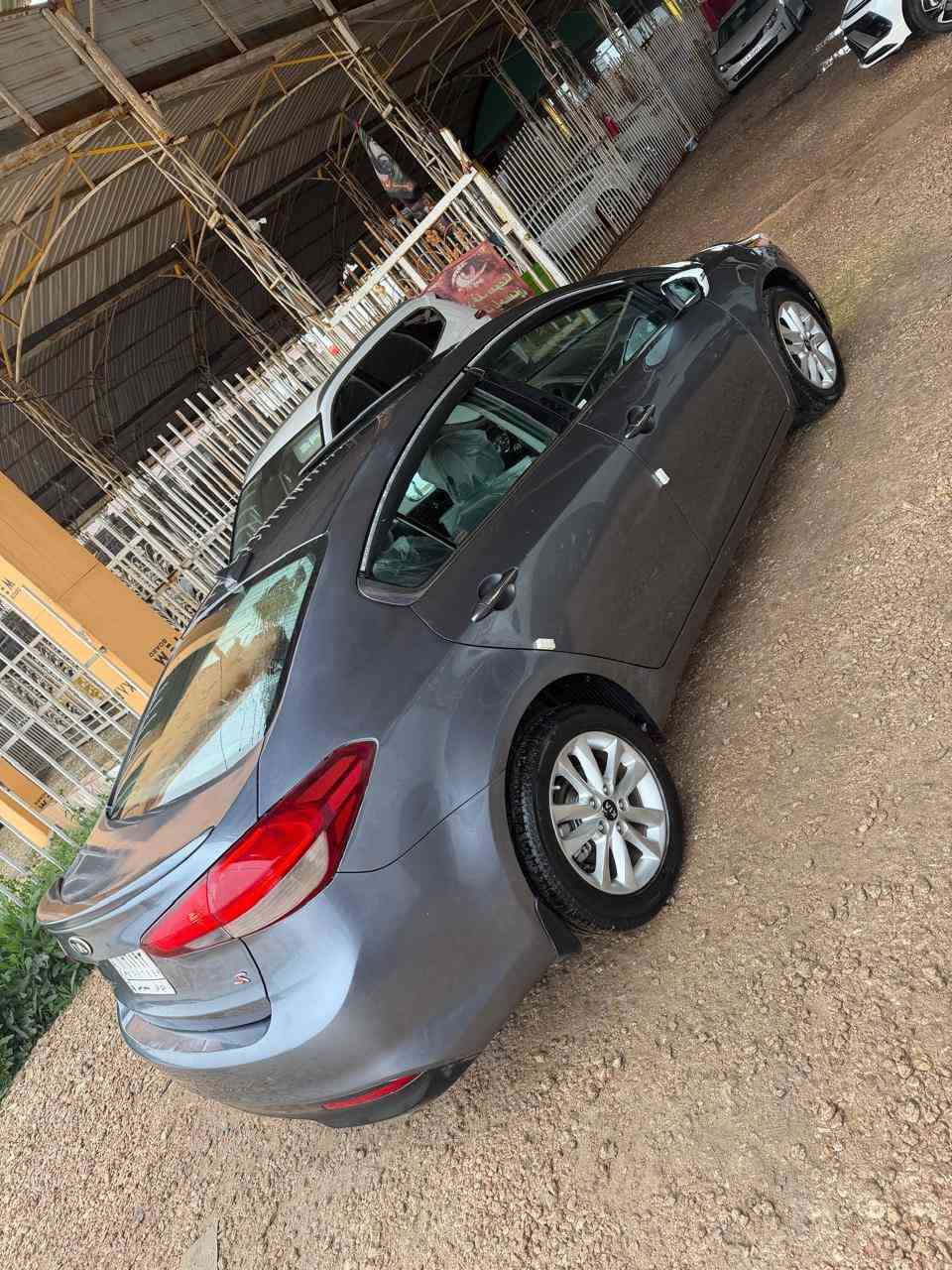 للبيع او المراوس
كيا فورتي 2017 امريكي
مرقم ذيقار حره تحويل مباشر من المالك
الضرر صبغ بنيد وجاملغ خلفي
فول مواصفات
بصمه تشغيل
فتحه سقف
بصمة أبواب

السعر 113$$وبيها مجال
للاستفسار الأتصال
***********
***********
العنوان المثنى الرميثه
معرض عماد شعلان
