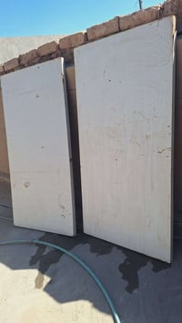 ميزين خشب • ما بيهن رجلين • للمواكب