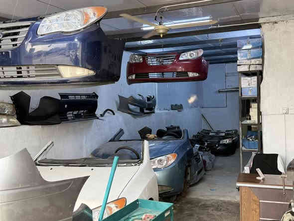 سلام عليكم غراض النترة من 2007 
احد 2011 مكاني بغداد مدينة الصدر 
غراض تفصيخ حاوية امريكي خليجي 
موجود توصيل جميع محافضات العراق
متواجد خاص واتس ***********
