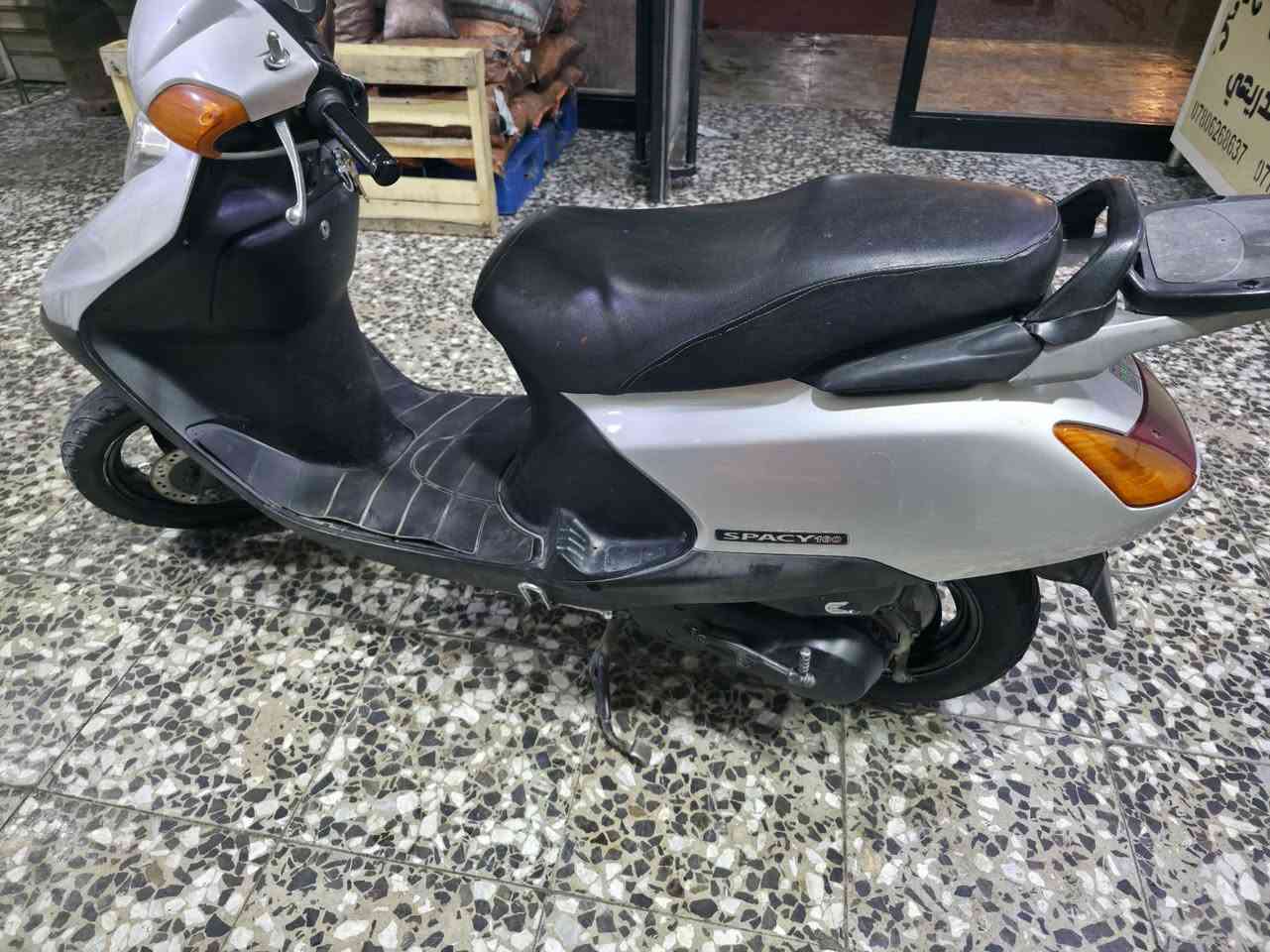 سلام عليكم سبيسي ياباني نظيفه كفرات بلاديه ابو الختم وكابريتر بلادي ***********مكاني كوت
