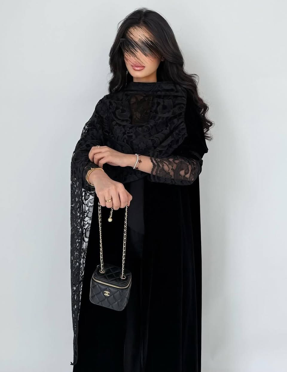 من اكتر القطع المطلوبه 😍♥️
للاناقه عنوان دائم من عنا 😌👑
عبايه مخمل اسيتكس اجنبي مع دانتيل فرنسي اجنبي 😍♥️ 
بقياسين 1 .... 2 
من 38 👈🏻 46 
تواصي 10 تيام 📛
توصيل حلب وشحن محافظات 🚛
_


**إذا كنت صاحب هذا الإعلان وتريد حذفه لأي سبب، رجاءا أرسل رسالة إلى الدعم الفني**