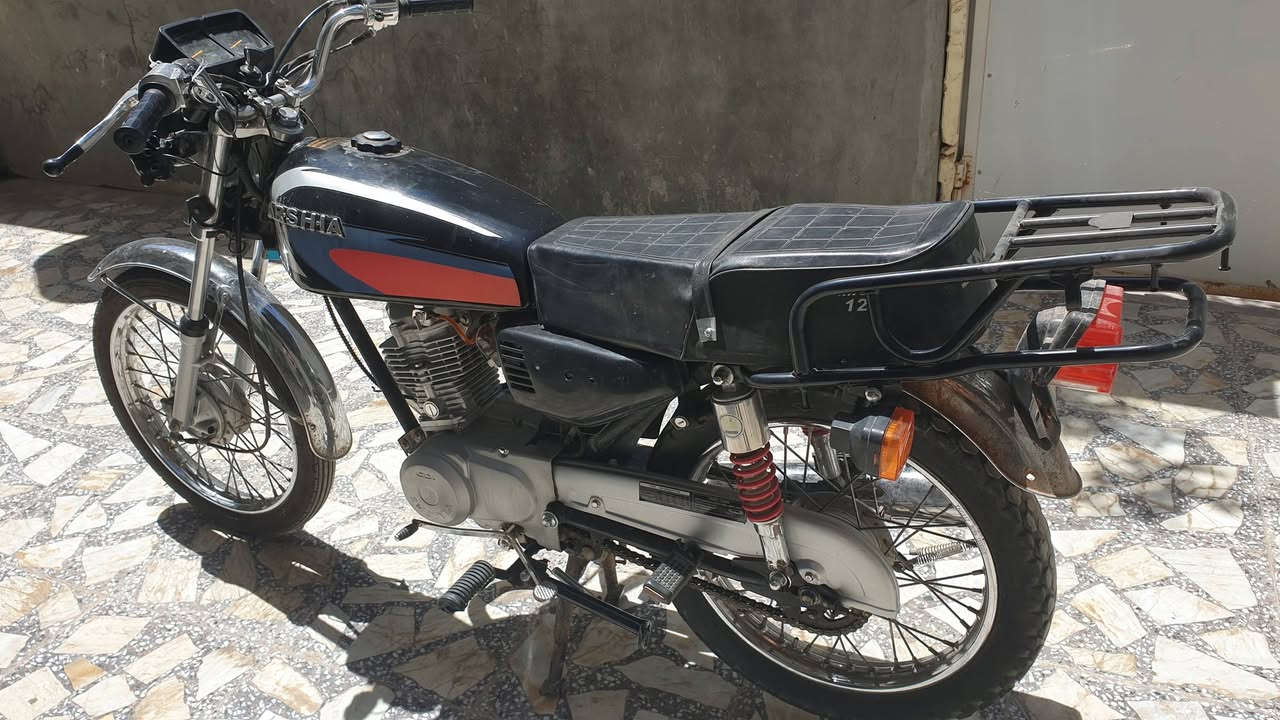 ارشه مديل 21 مال جناي غراض اغلبه جديدة الدراجة ماعايزة اي شي نضيفة ومرتبة اوراق كامله السعر 750 وبيه مجال للشراي للتواصل ***********
