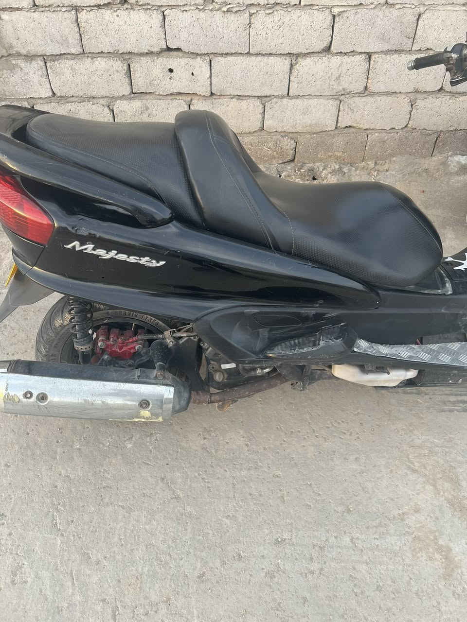 السلام عليكم ورحمة الله ماجسته دبل رون دراجة نفضيفه مكينه مكفوله كفاله من فتح من كلشي دراجه خير من الله معدل  ونشاط  
 حماوه الدراجة طبيعيه السعر 850وبيها مجال بسيط. مكاني بابل ناحية الشوملي /للاستفسار/***********
