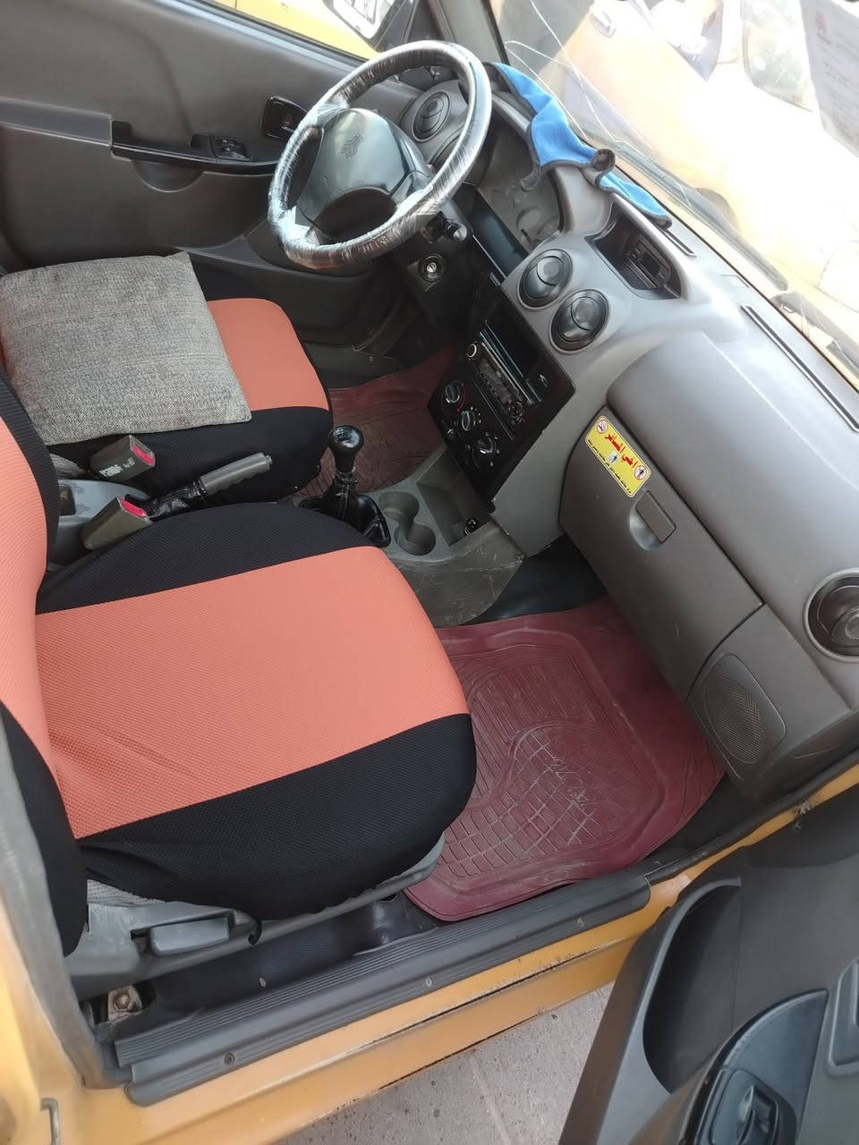 يالله السلام عليكم سايبا للبيع موديل ١٤ كفاله عامه مصفرة رقم انكليزي تحويل مباشر السعر ٣٤ وبيهه مجال حك الجيه اتصال *********** أو *********** مكان بغداد التاجي ابو عضام
