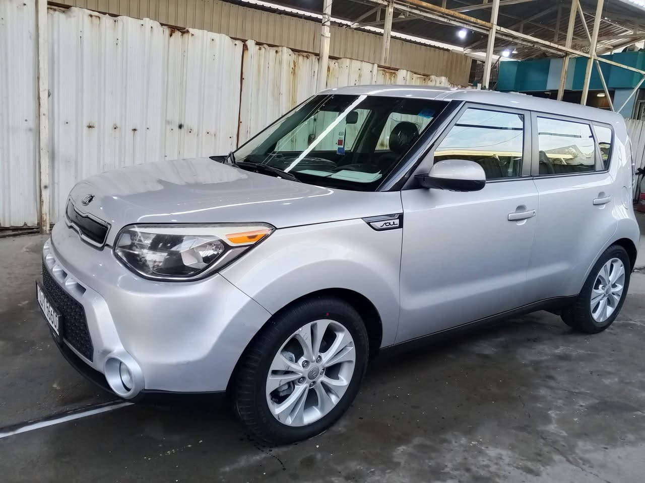 كيا سول 2016 محرك 2000 ويل جبير داخل صاج
تحكمات رباعيه شاشه وكامره وبلوتوث سياره ماشيه 74الف حقيقي بدون صبغ كفاله عامه فقط بارد باب الصدر
والهلال الخلفي بارد فقط سعره 123ورقه رقم بغداد دولي 
للاستفسار ***********
