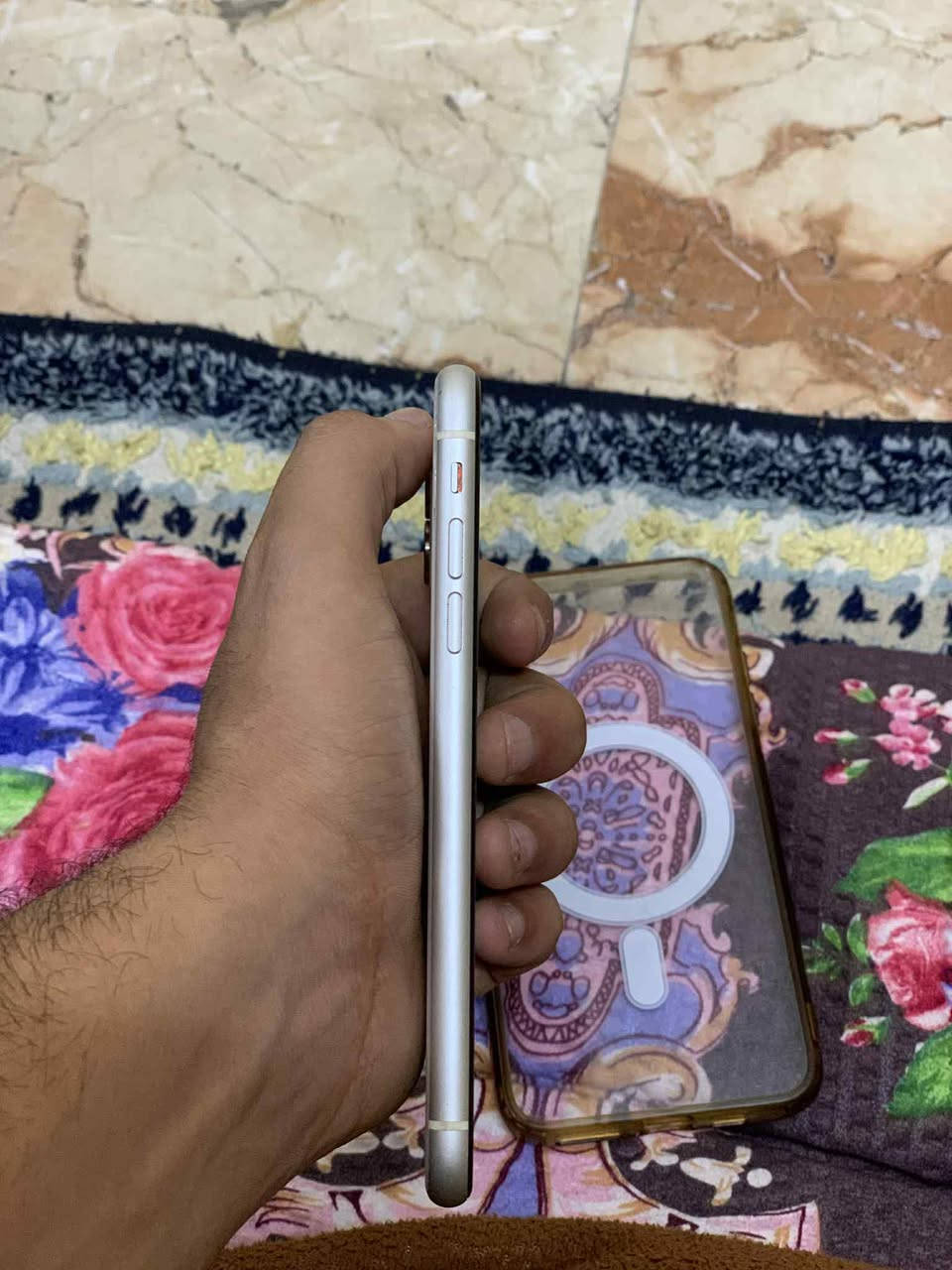 سلام عليكم ايفون 11 عادي ذاكرة 128 بطارية 73 ما مبدل اي شي جهاز مابي شي فقط هاذ الكسر الي بل ضهر مثل ما موضح بالصورة سعر 190 وبي مجال هواي عنواني مدينة الصدر


**إذا كنت صاحب هذا الإعلان وتريد حذفه لأي سبب، رجاءا أرسل رسالة إلى الدعم الفني**