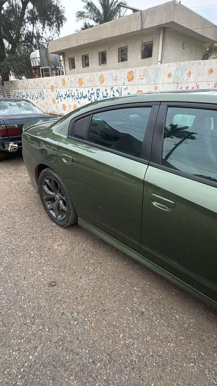 سلام عليكم! جارجر Gt ٢٠١٩ خليجي للبيع
معروفه مواصفات الGt 
فووول مواصفات
فتحه 
بصمه تشغيل عن بعد  
دخول ذكي 
ماشيه ٤٥  
سياره كلش نظيفه 
فقط بيها بارد بالباب ورصعه بالجاملغ وسونر منشور وكل التفاصيل بالسونر 
العنوان : بغداد / الحرية
***********
