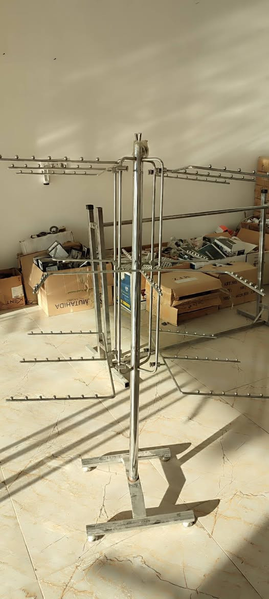 ئەم 3 ستاندە بۆ فرۆشتن
ناونیشان : چەمچەماڵ 
*********** واتس ئاپ
