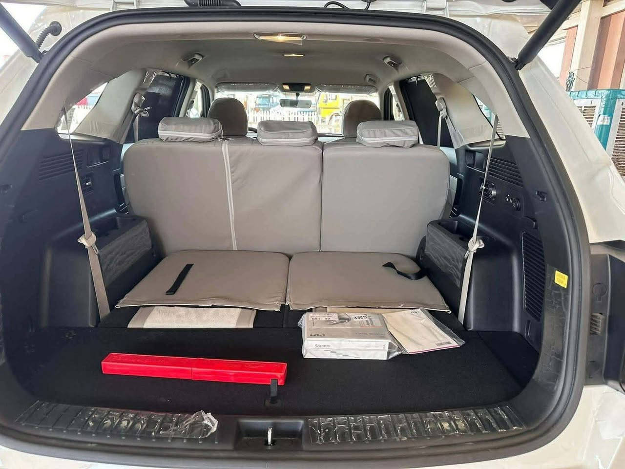 #بحالة_الزيرووووو
سورنتو 2025 جديده جداا رقم بغداد ماشيه 7000 دولي 6سلندر ضمان الشركه الدولية العراقية بصمه تشغيل عن بعد كير ماوس اريل نفيكيشن جي بي اس شاشاه كبيره سايد بريك بصمه كشنات كلهن كهرباء لايت ٤ عدسات جنطة كهرباء السياره جديده فقط (للجناي) 

العنوان ذي قار

رقم الهاتف ***********

لمعرفه السعر 340وبيها مجال ✅ 

#الجميع
