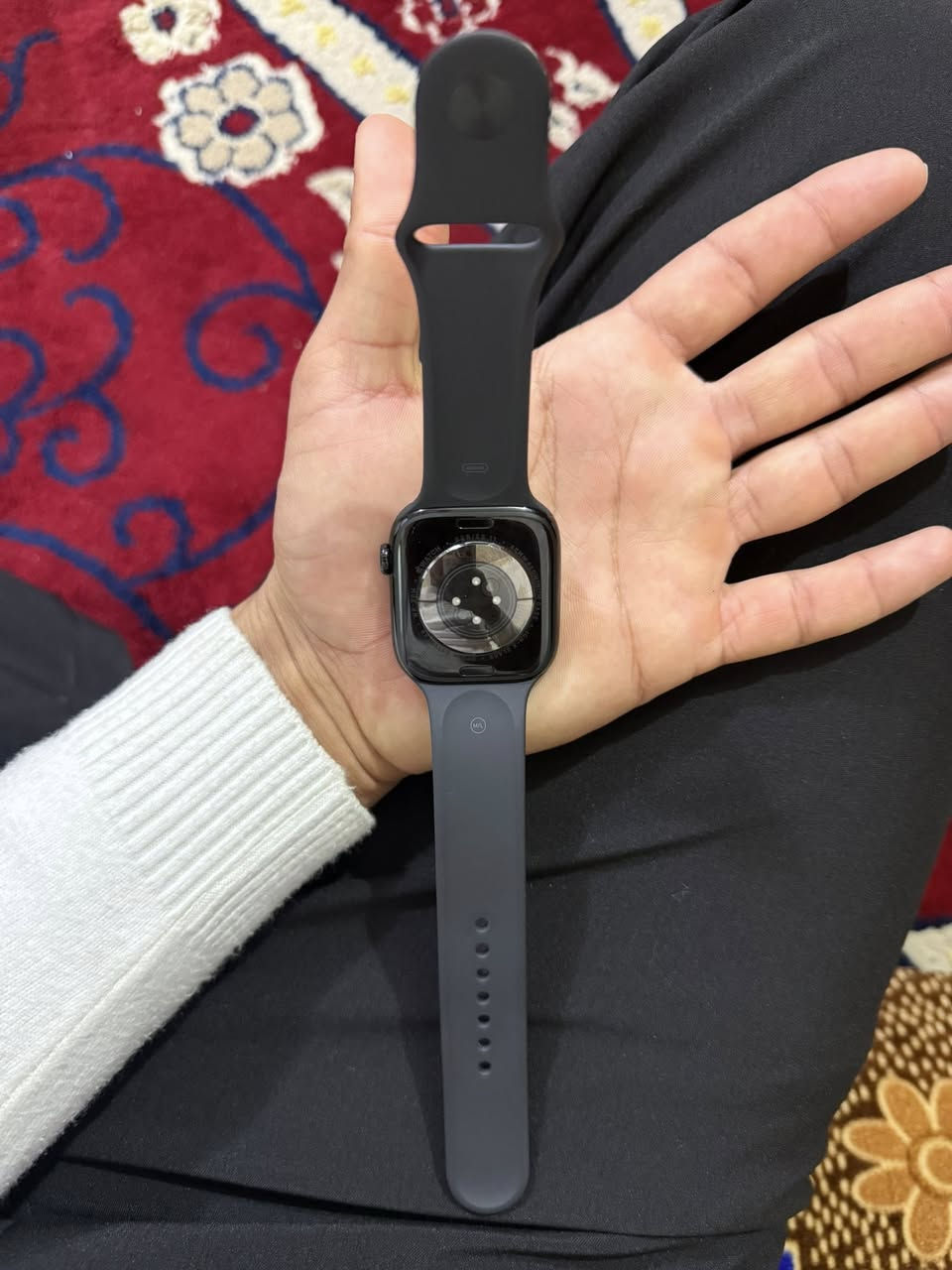 ابل جيل 11 حجم 46 آخر اصدار كامل ملحقاته 
ستخدام 4ايام فقط سعر 500 
***********
