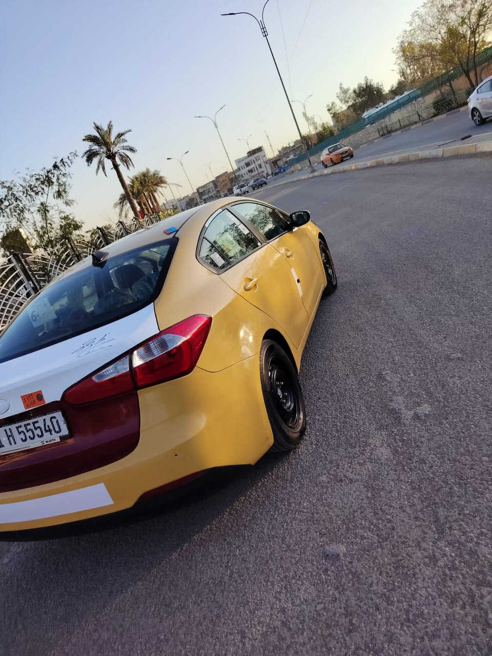 سلام عليكم عندي كيه فورتي ٢٠١٥ رقم بغداد نكليزي شرط تحويل وارد امريكي محرك دوش ضرهه دعميه إماميه شرط لا شواصي ولاالغود تكم حوض موصفات تحكم ستيرن شاشه تبريد صدر امامي خلفي سياره احله من صور *********** مكان ديالي بعقوبه
