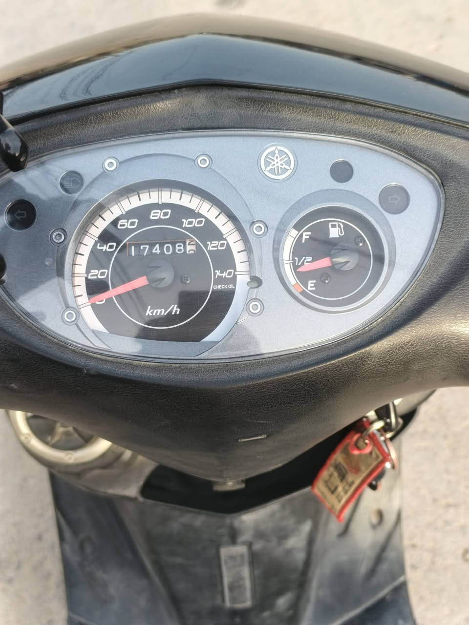 سلام عليكم دراجه للبيع نوع ثعلب الدراجه كفاله صارله ٣ اشهر لو اقل نازله من الربه ماشيه 17000 كله على وضع البلادي مكان بغداد مدينه الصدر السعر 850 و بيه مجال حك الجيه خابرني و تدلل ***********
