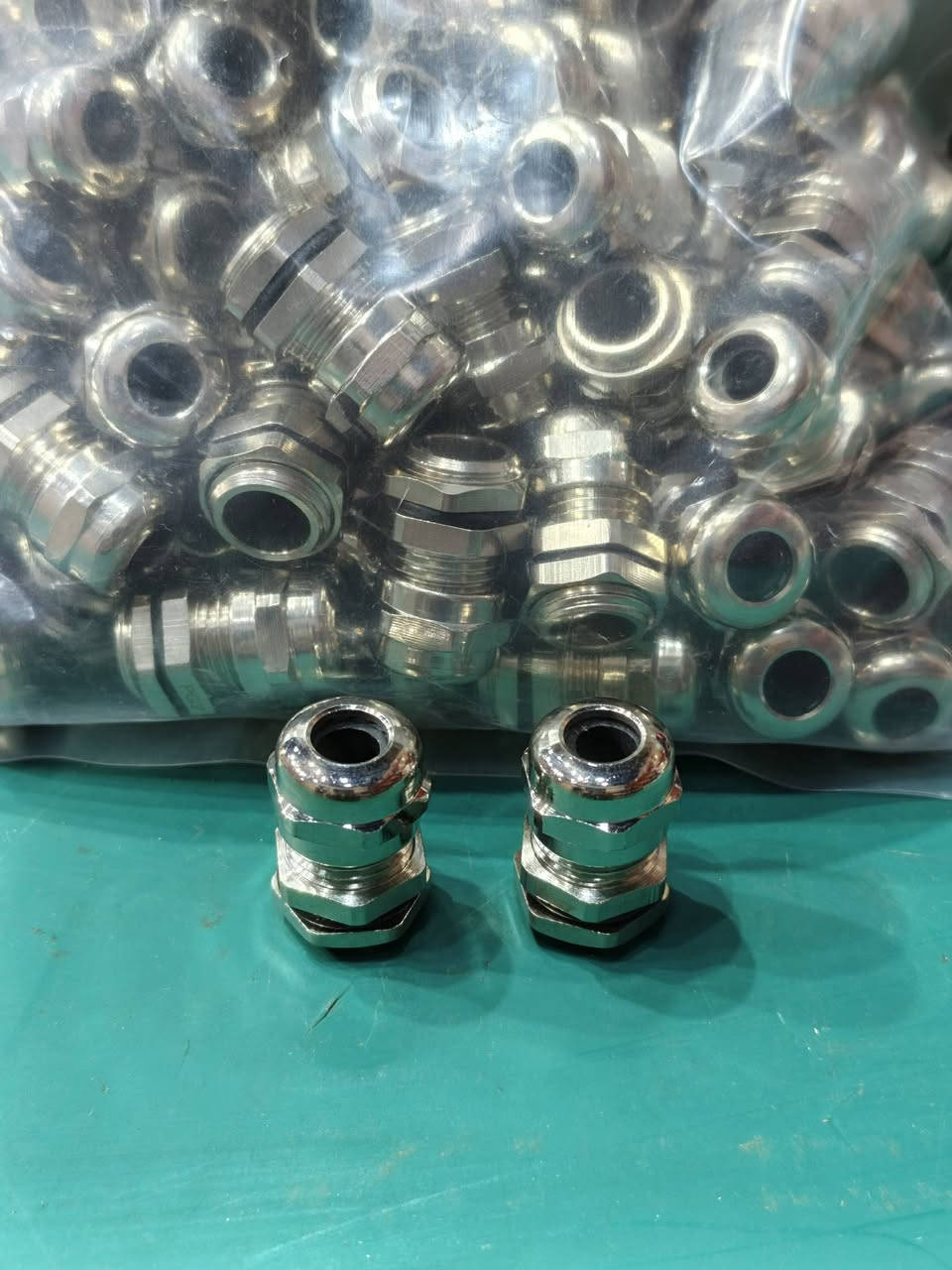 اللهم صل على محمد وآل محمد 
توفر مره اخرى كلاند PG7 كمية جيده وسعر مناسب الكيس ١٠٠ قطعه
للاستفسار  عبر الواتس ***********
