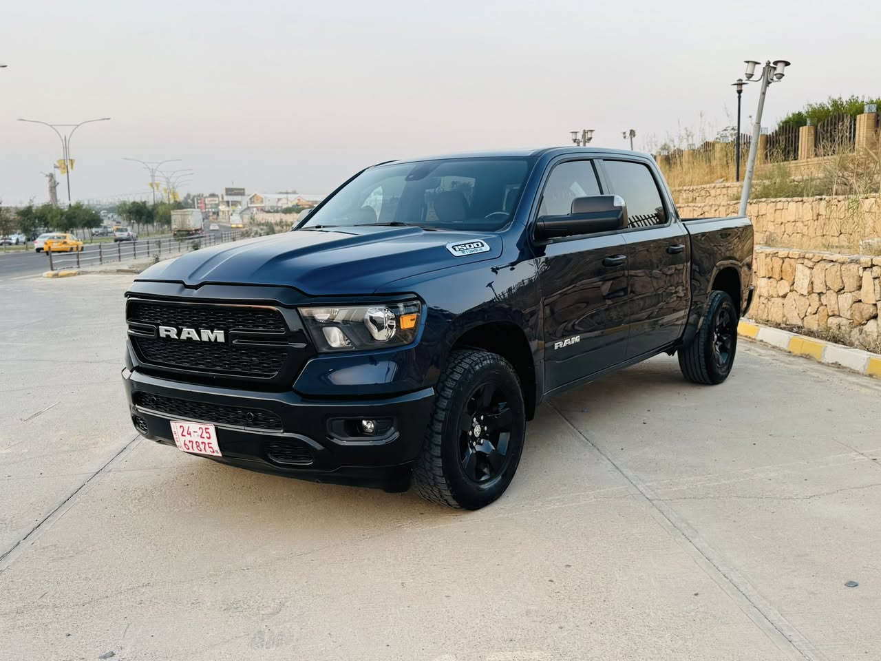 رام 2023
مواصفات big horn
محرك 3.6   V6 ايتورك
السعر// 215 
تشغيل عن بعد
كشنات هيتر كهرباء
حساس خلفي و امامي
باب طويل بدي قصير المرغوب
دبل اكسل 4X4
  بدون دواخل 
ارباكات سليم
بنيد صبغ + صفحة سكن صبغ
 بدون رقم تترقم شمالي 

***********

مكان السيارة كركوك
