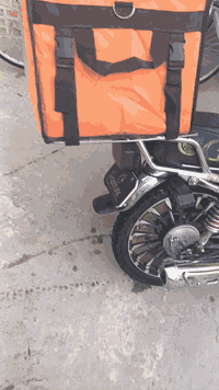 دراجه ايران سيفان سونك صارلي شهر من ماخذه 2025/12 محتاج فلوس عنواني الحسينيه المعمل الدراجه نضيفه اوراق كامله اكاتبك بنفس اليوم ول صندوك و مسجل ول خوذه واي شي عندي زايد مال دراجه عندي انطيكيا وياه رايده 800بيه مجال مال جيه ***********
