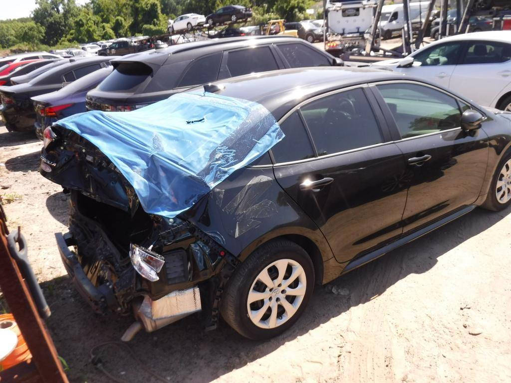 للبيع كورلا نص فول 2022
الحادث فقط جنطه
السعر 150
بيهامجال
***********
