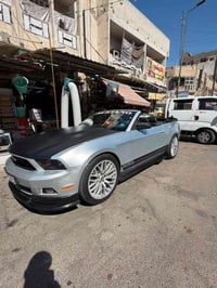 اخوان سياره موستنك موديل ٢٠١٢ كشف السياره بحاله زينه صدر امامي خلفي جد...