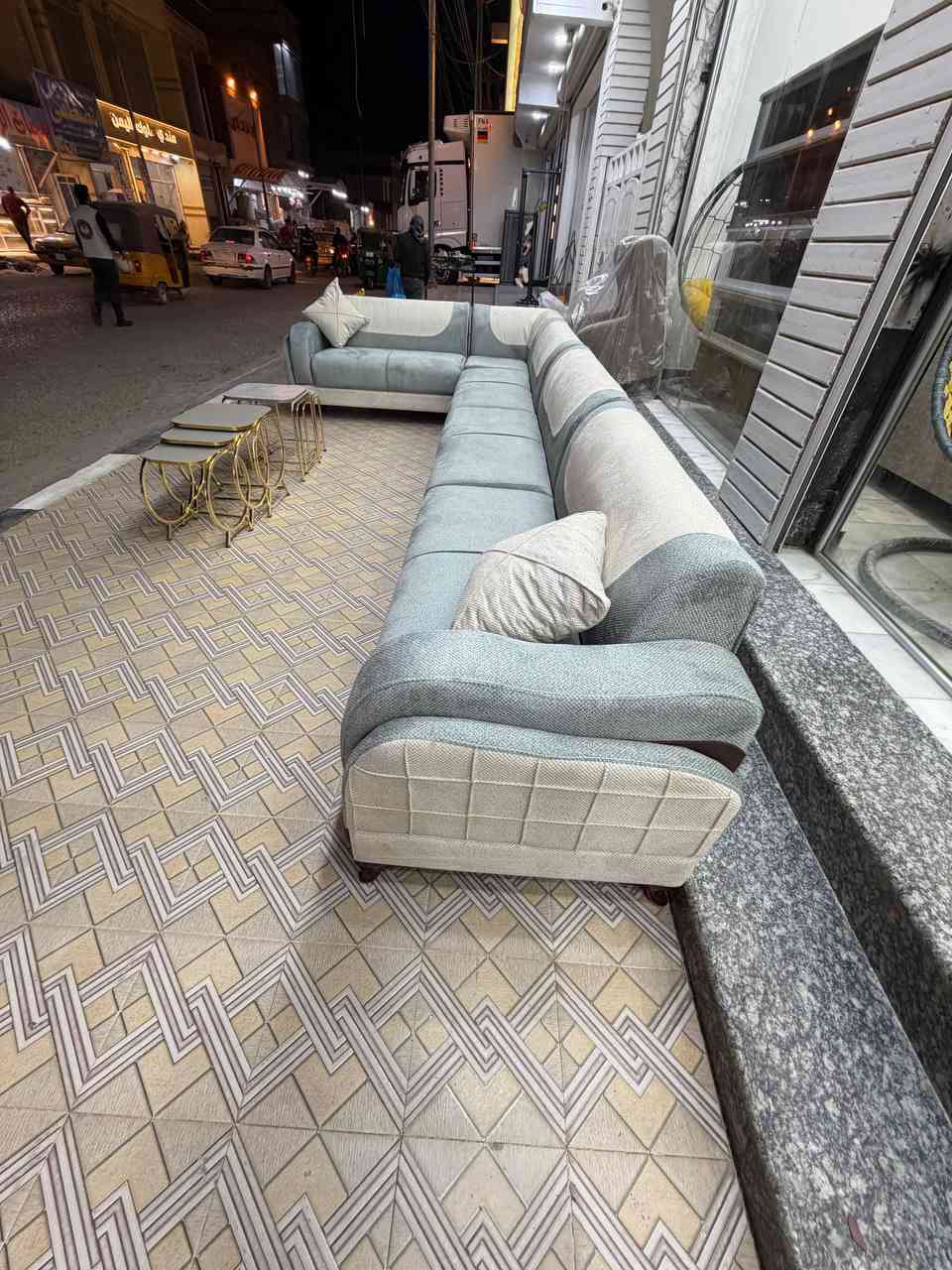 ديوان حرف L مودرن تركي مقعد ضغط عالي سبرنك وبلوك اسود  لكماش تركي بضمان من لمحل 5 سنوات السعر ولستفسار اكثر خاص او علئ رقم ***********
