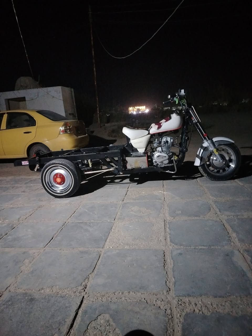 بيع مستعجل مديل 8رقم ***********
