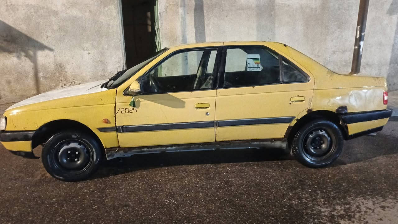 السلام عليكم بيجو 405كير ومكينه كورله بيكاتشو اثنينهن كارتون تبريد ثلج كهرباىيات شغالات كلها عوزها فقد حداديه سنوبه 27امصفره هيىه وغرامت ***********
