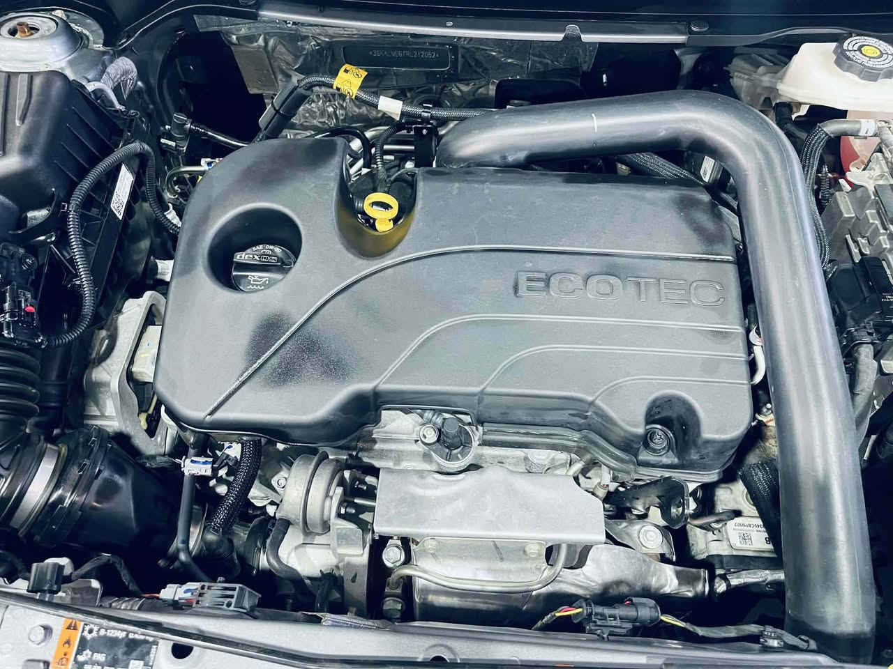 جمسي تيران موديل 2024
شاشه ايبات تدعم نضام كارپلي▪️ بصمه تشغيل بصمه ابواب تشغيل عن بعد ▪️مقاعد كهرباء  و تدفئه◾ اتو ستوب و نضام باركنك▪️ تحكم ستيرن جهتين ▪️تبريد قطعتين▪️ داته شو▪️ ليد نهاري ولايت 3 عدسات▪️ نقطه عمياء▪️ رادارات امام  و جوانب▪️ توقف ذاتي و قياده ذاتيه▪️ ستيرن تدفئه▪️ نضام منحدرات▪️مودات قيادته ▪️السياره ماشيه 11000 mil

السيارة بدون حادث كفاله من الصبغ والمعجون 
والضربه فقط حالوب قليل وتصليح المندلاوي درجه اولى
سياره بدون رقم تترقم جميع المحافظات   

وهذا رقم شاصي
3GKALMEG7RL212052

الاتصال ***********☎️📞
