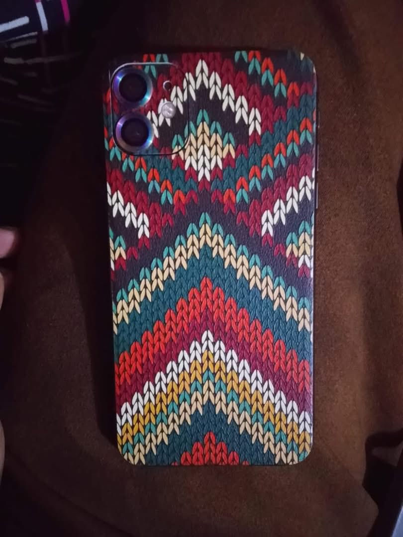 السلام عليكم ايفون ١١ للبيع ذاكره ١٢٨ بطاريه ٧٧ نظافه ٨٠٪؜ للبيع سعره قفل قفل ١٦٥ فقط مبدل شاشه اصليه وفيس ايدي شغال واي خلل مابي وضمان يومين ❤️


**إذا كنت صاحب هذا الإعلان وتريد حذفه لأي سبب، رجاءا أرسل رسالة إلى الدعم الفني**