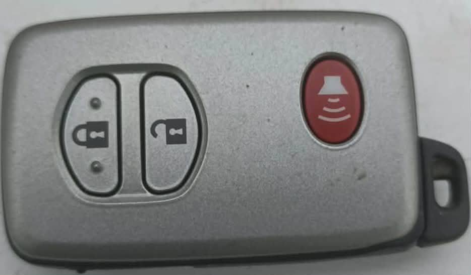 السلام عليكم ورحمة الله وبركاته
للبيع بصمه تشغيل لاندكروز


**إذا كنت صاحب هذا الإعلان وتريد حذفه لأي سبب، رجاءا أرسل رسالة إلى الدعم الفني**