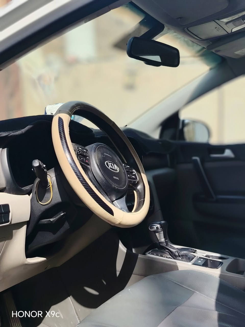 سلام عليكم
سبورتج موديل 2016 شكل 18
خليجي كفاله عامه شرط سونار
حساس مامي خلفي نص مواصفات
محرك ٢٠٠٠ دوش بلادي ماشيه ١١٠
رقم بغداد مكاني بغداد سعر ١٧٠ بيهه مجال 
هاتف *********** يرهم مراوس
