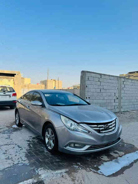 سلام عليكم لبيع سونتا مديل 2013 سياره جديده بدون لوحات ادوات بيع فقط كصه جنطه سياره جديده دخول جديد   سعر 50 رقم هاتف ***********
