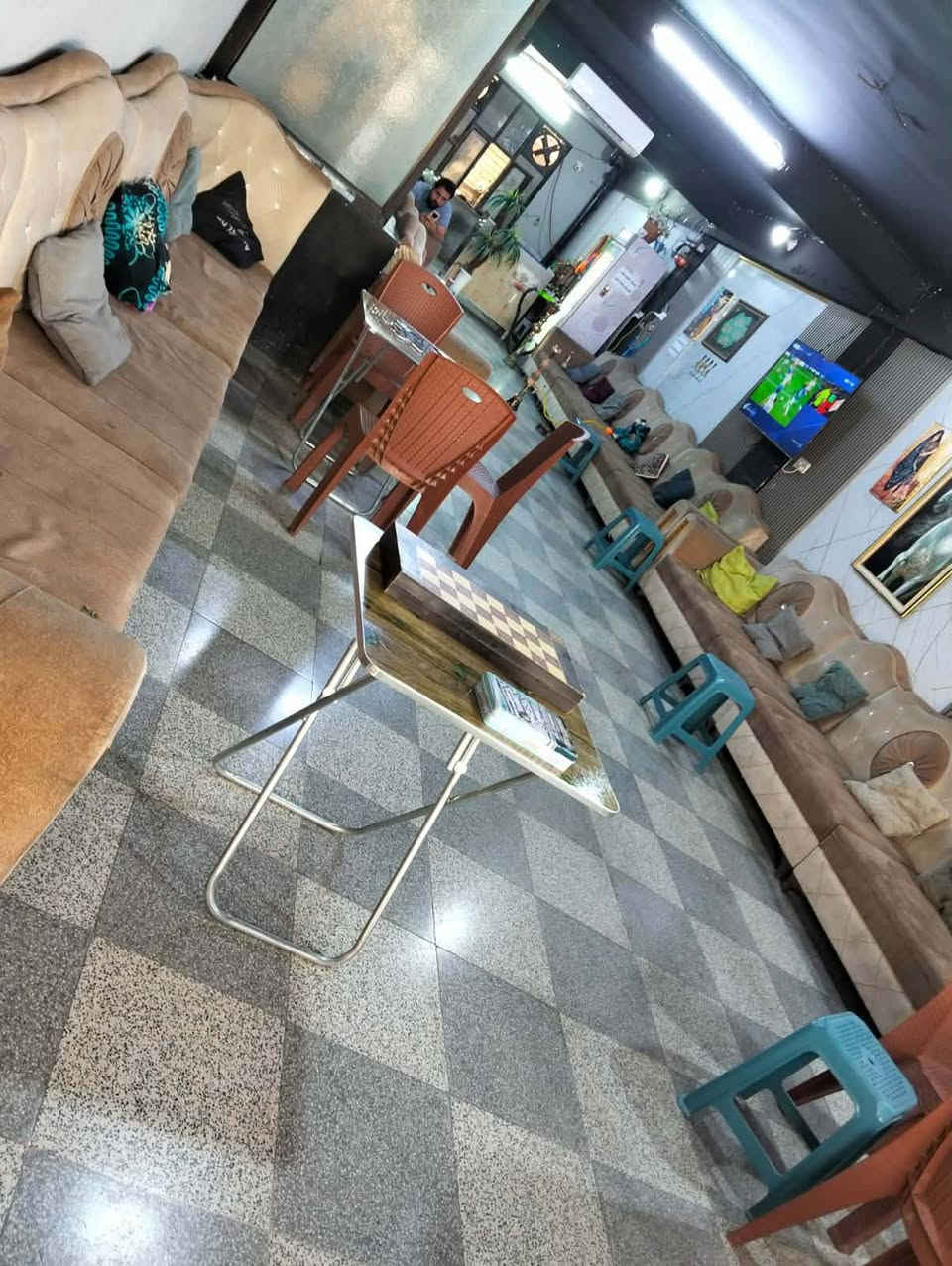 كوفي جديد اغراض كامله اربعين مقعد اربيعن نرگيله سبالات ثنين توست انفينتر مبردات اربع شاشات مجمدات وعارضه وكله جديد السعر ٩ ملايين وبيه مجال العنوان حسينيه الراشديه شارع المكاتب مقابيل السوك الزغير تواصل خاص


**إذا كنت صاحب هذا الإعلان وتريد حذفه لأي سبب، رجاءا أرسل رسالة إلى الدعم الفني**
