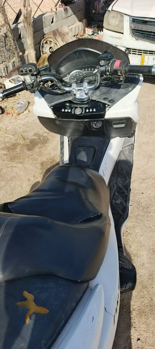 شباب فورزه  010 جهازه شغاله گير 7 نمر
بيه تلحيضات بلترايش وتريبات بصيطه 
650 مناسبه محتاج فلوسه مكاني بلدوايه  ***********
