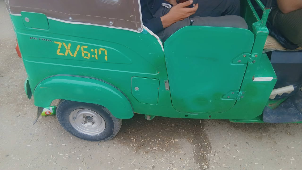 سلام عليكم تكتك للبيع 21 شهر العاشر تكتك خير من الله بس مجفته سعر 7250 وبيها مجال  للإستفسار اتصل ع ***********عنوان بغداد الحسينيه مال راشديه
