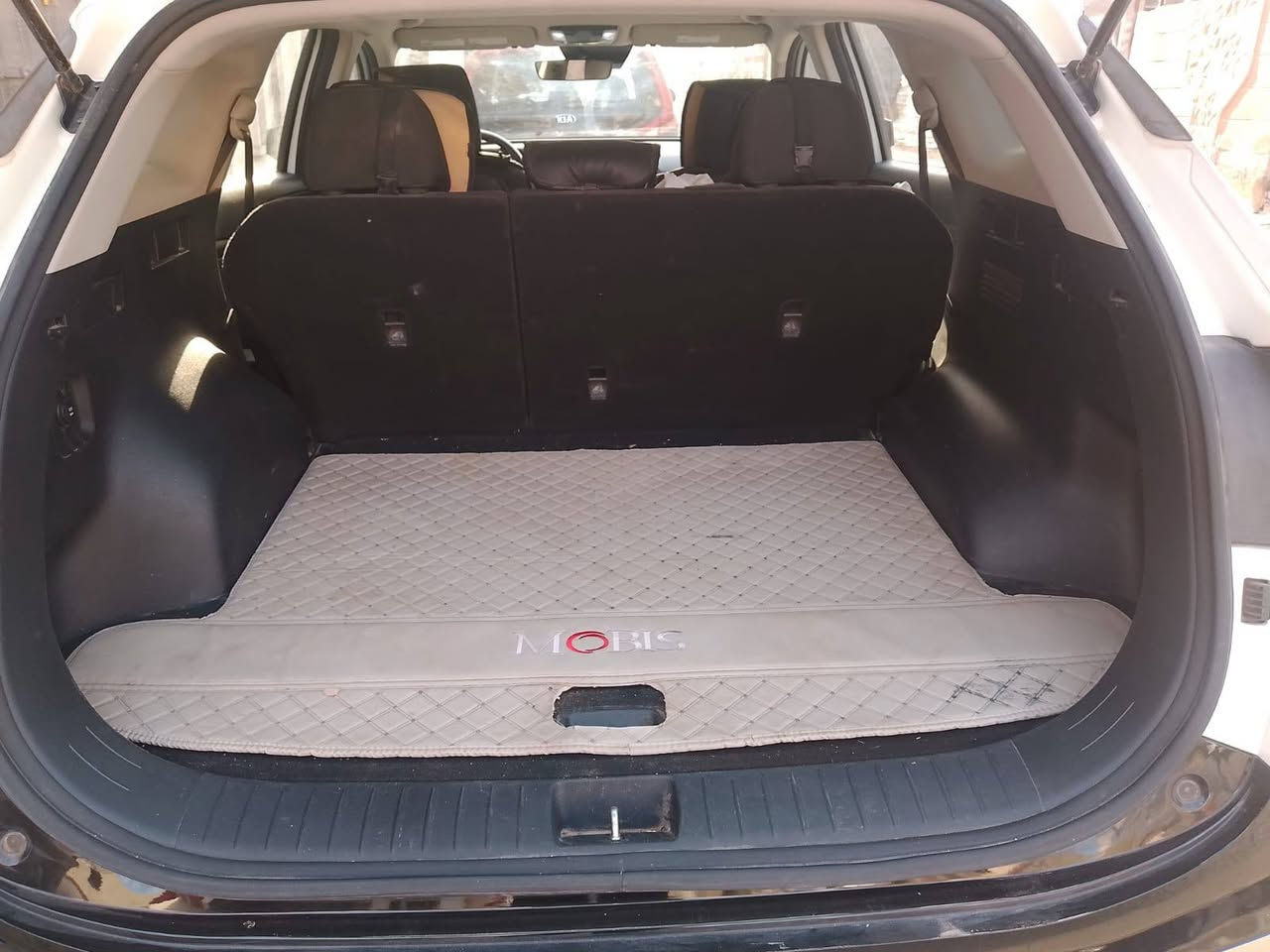 كيا سبورتج هايبرد وارد امريكي موديل 2023 صور الحادث وي المنشور بدون تبديل صبغ فقط ربع البنيد والباقي مكفول باسمي  السعر 190 $ وبيه مجال الاتصال ***********
