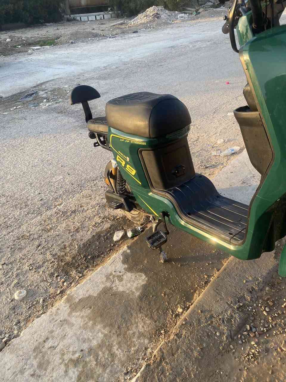 سلام عليكم دراجةR9 مو موديل 26 مستعملة صار شهر 1. 5 بطارية عنوان حي اور تمالكين والغزلان السعر 600
مشتر


**إذا كنت صاحب هذا الإعلان وتريد حذفه لأي سبب، رجاءا أرسل رسالة إلى الدعم الفني**