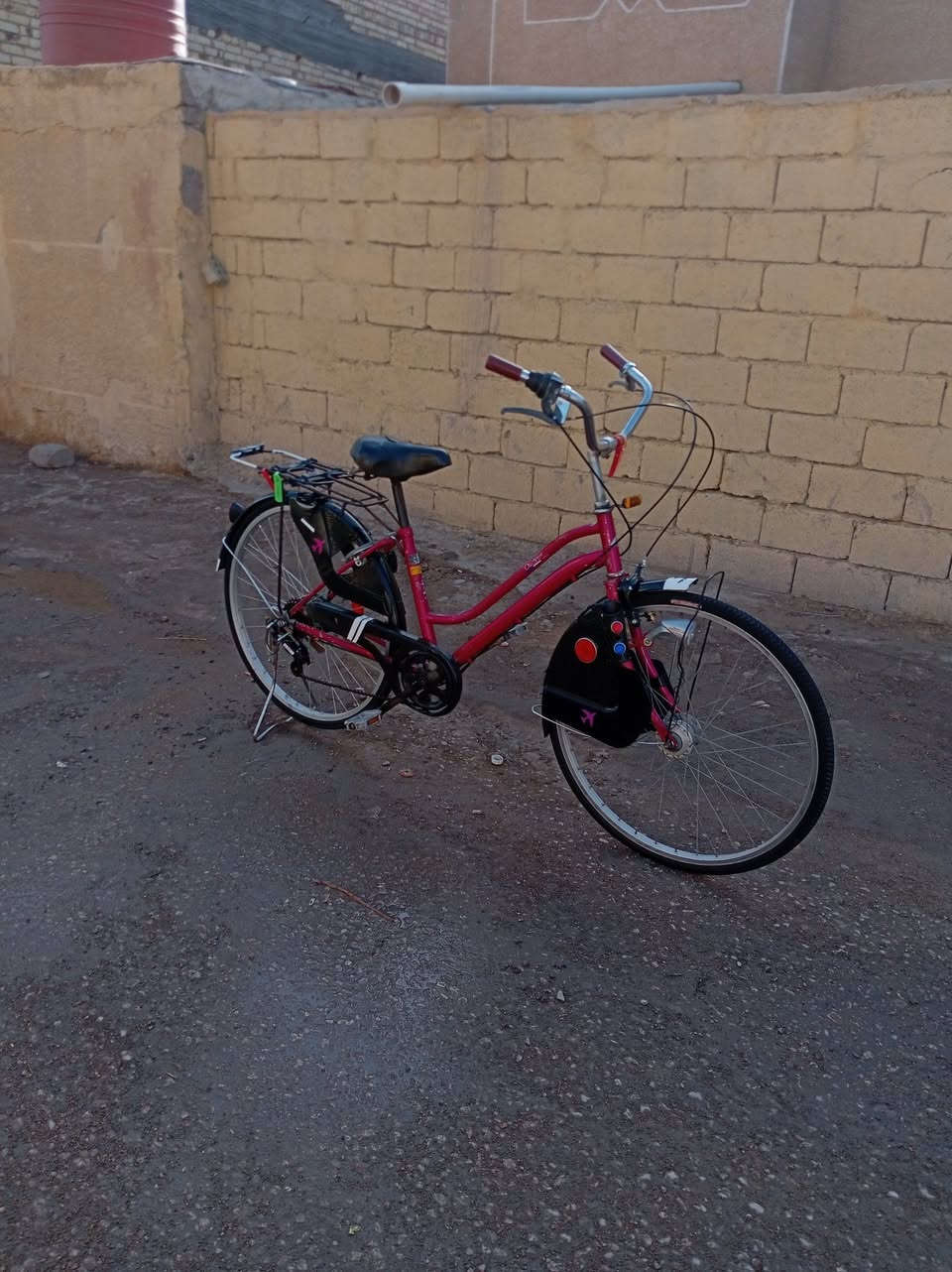 السلام عليكم بيع بايسكل حجم 26 بايسكل كلش نضيف اوياله موس ابريكات مابي نقص حساس موديل 2017 بايسكل عكرب
السعر 75 وبي مجال
الشراي بي خير ويدلل 
مكاني بابل محاويل متواجد فيس بك


**إذا كنت صاحب هذا الإعلان وتريد حذفه لأي سبب، رجاءا أرسل رسالة إلى الدعم الفني**