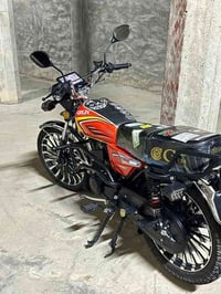 يالله موطور إيراني للبيع موديل 2025 بعده جديده مابي اي شي تاخذ ع الفحص...