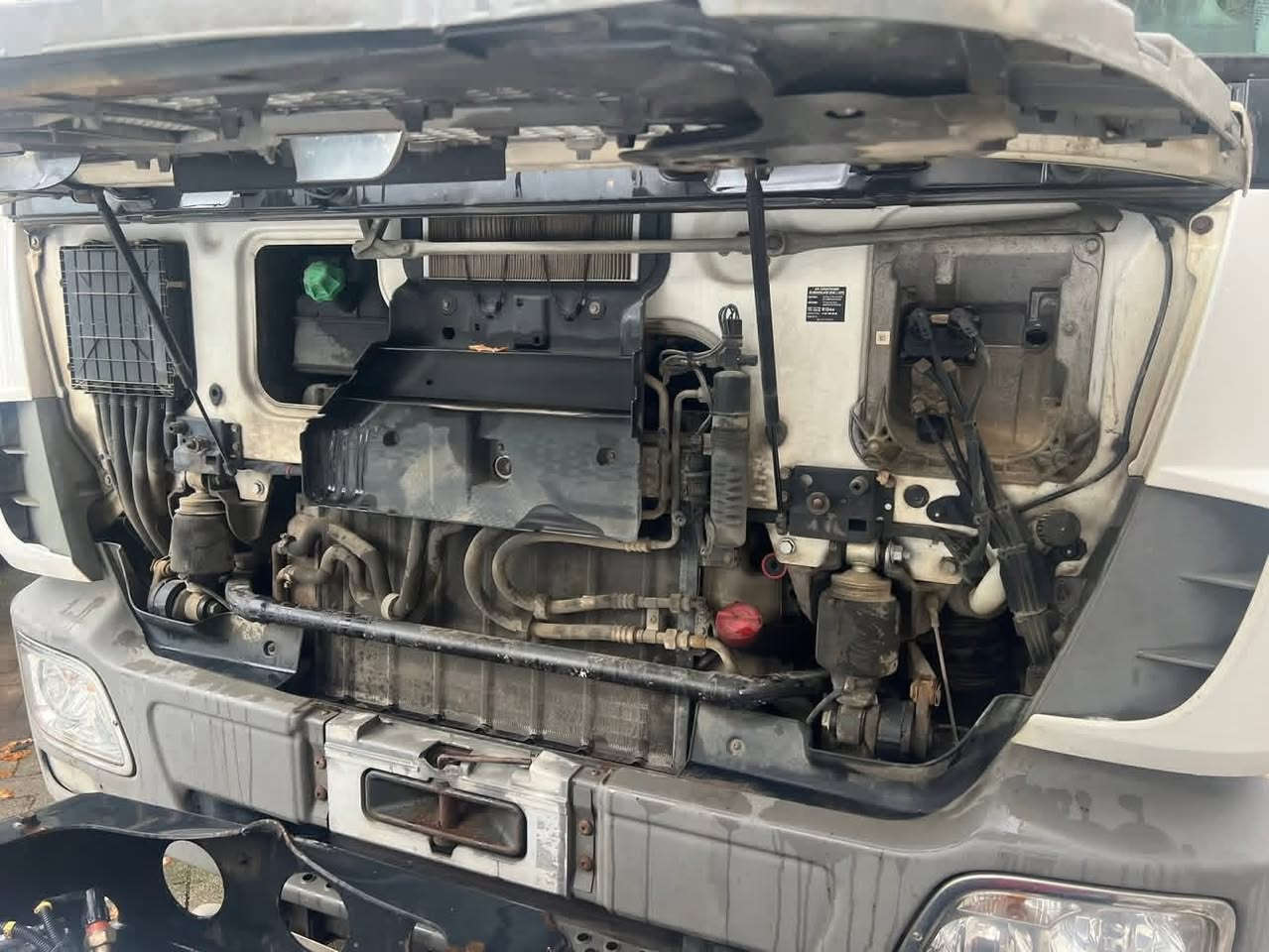 السلام عليكم .... اللهم صَلِ على محمد وال محمد.💐
.. اكتروس سكس راس …. 6x4 …. حجم 2648 …. ٦ سلندر …. مجموعة جوبلس …. وارد أوروبا …. 🇪🇺 …. 
🌷معرض (( يوسف شاحنات أوروبا )) .... العراق …. بغداد ...جرف النداف قرب الشركة العامة للسيارات 🌷...للأستفسار الاتصال او الواتس اب .... بالأرقام 🔸(( 009647827373586 ))    
         يوسف _ العراق
               (( 00491631797848 ))🔹
                 ابو يوسف _ ألمانيا
.... نرجو الأنتباه .... أوقات الأتصال من .... الساعة 9 صباحآ حتى 10 مساءآ ….
