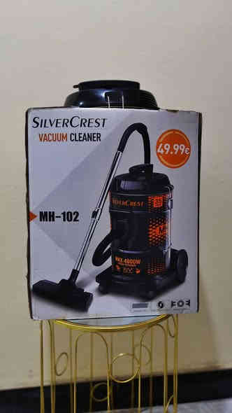 🧹 للبيع مكنسة كهربائية حجم 35 لتر – نظيفة بالكارتونة الأصلية! 🧹
✨ بحالة ممتازة وكأنها جديدة
💪 قوة 4800 واط أداء قوي وتنظيف فعّال
🧼 نظافة المصنع – ما مستعملة أبد
🔌 شغالة 100% بدون أي مصلحة أو عطل
📦 تجي ويّا الكارتونة الأصلية

مناسبة للبيت، للمحل، للمخازن، ولأي مكان يحتاج قوة شفط عالية وسعة كبيرة.

💸 السعر: 60 ألف – بيها مجال بسيط
📍 الموقع: البصرة / الزبير / حي الصحفيين الأولى
📞 للتواصل: ***********

للجادين فقط… جهاز عملي ومضمون!
