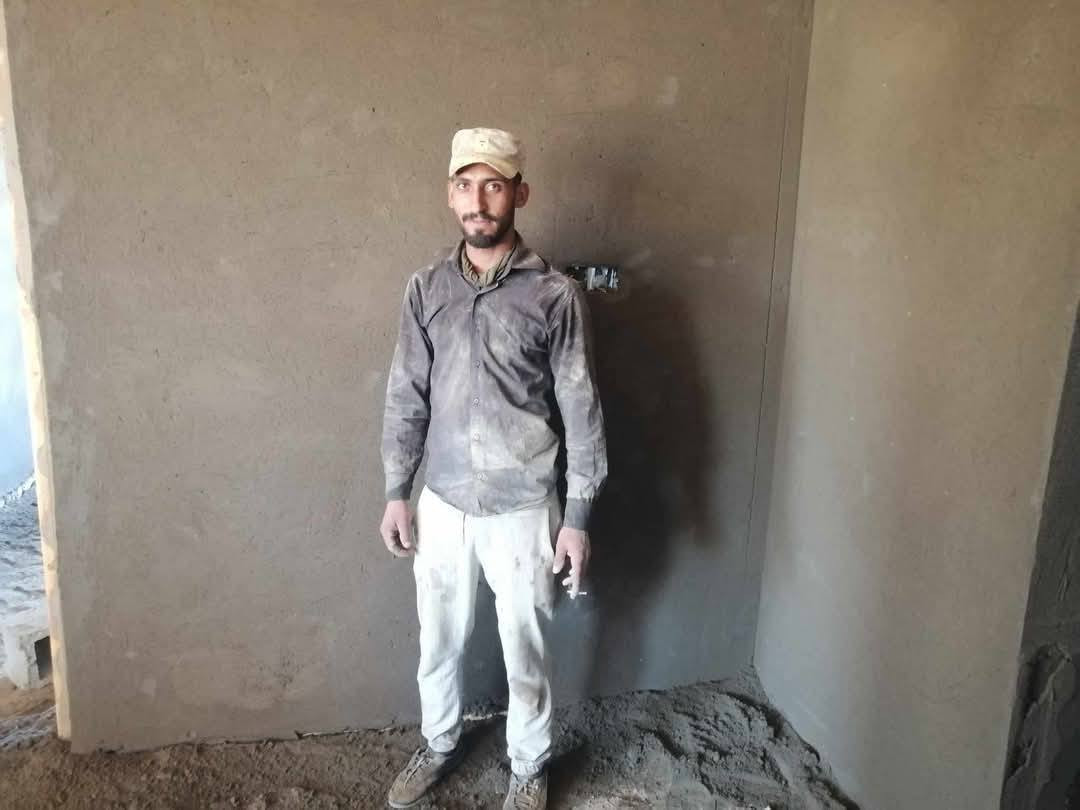 خلفه ــــــــ لبـــاخ اسمنـــت جـــــص 
الاستفسار ابو علي ***********
