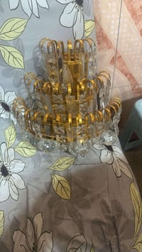 ثريات زوج70 والمدراخه مال قيمه 50 مكان بغداد شهداء الرقم 07717227624