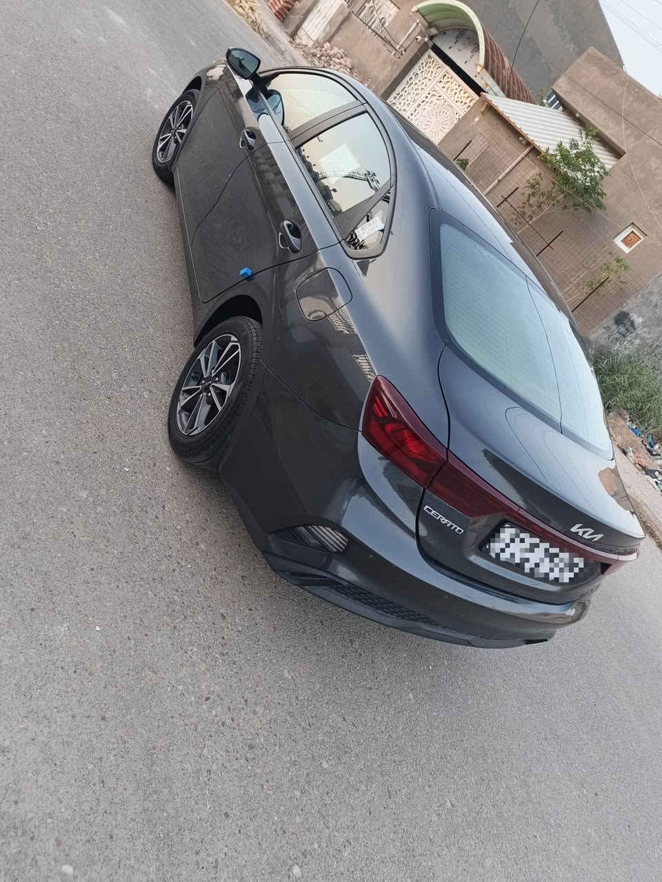 البيع
البيع
سيراتو 2023 خليجي
موصفات 
تحكم جهتين 
الد امامي 
كامره 
حساس خلفي 
سياره مكفوله كفاله عامه  
المكان السماوة 
الستفسار ***********
